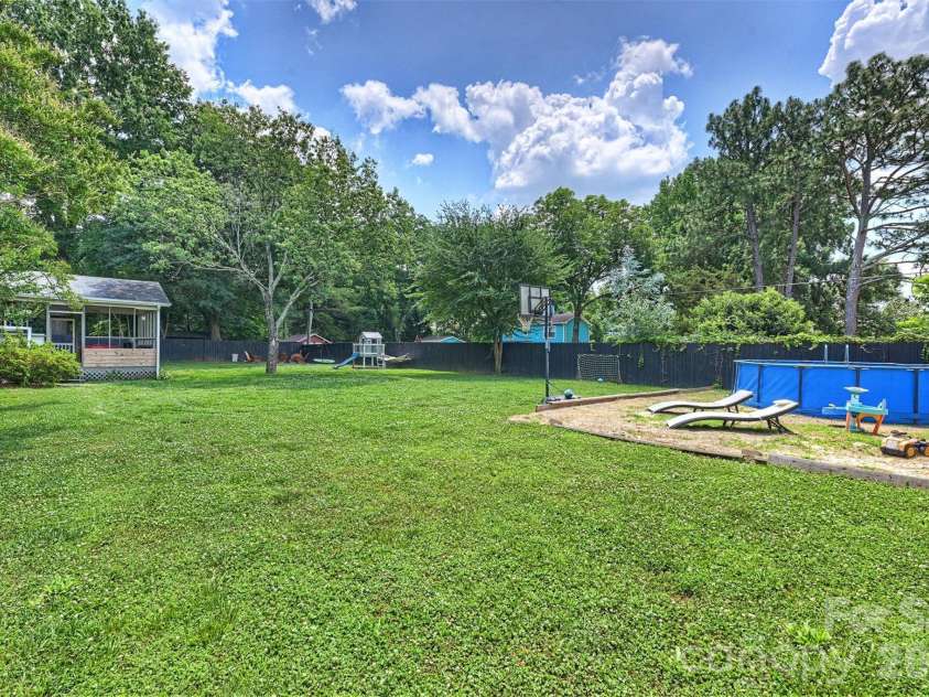 1621 Brook Drive, Fort Mill, SC 29708.  MLS# CAR4393483, YatesRealty ID 30979. 