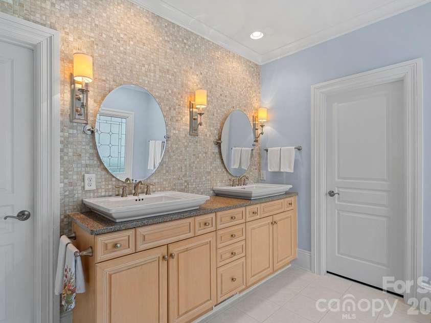 18112 Harbor Light Boulevard, Cornelius, NC 28031.  MLS# CAR4346208, YatesRealty ID 3098. 