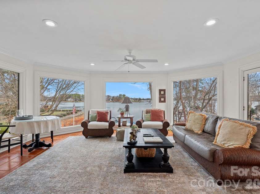 18112 Harbor Light Boulevard, Cornelius, NC 28031.  MLS# CAR4346208, YatesRealty ID 3098. 