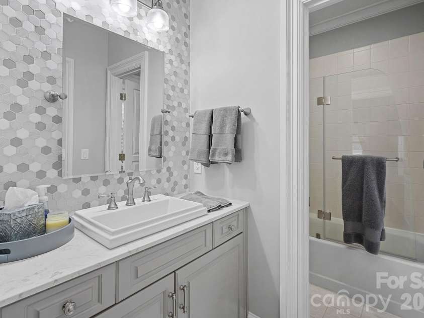 18112 Harbor Light Boulevard, Cornelius, NC 28031.  MLS# CAR4346208, YatesRealty ID 3098. 