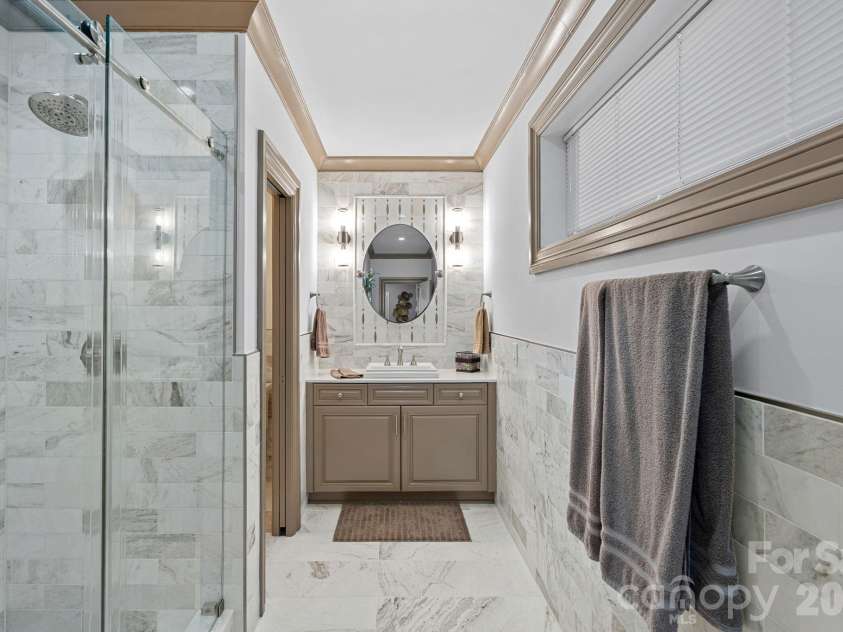 18112 Harbor Light Boulevard, Cornelius, NC 28031.  MLS# CAR4346208, YatesRealty ID 3098. 