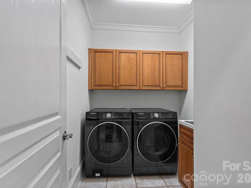 18112 Harbor Light Boulevard, Cornelius, NC 28031.  MLS# CAR4346208, YatesRealty ID 3098. 