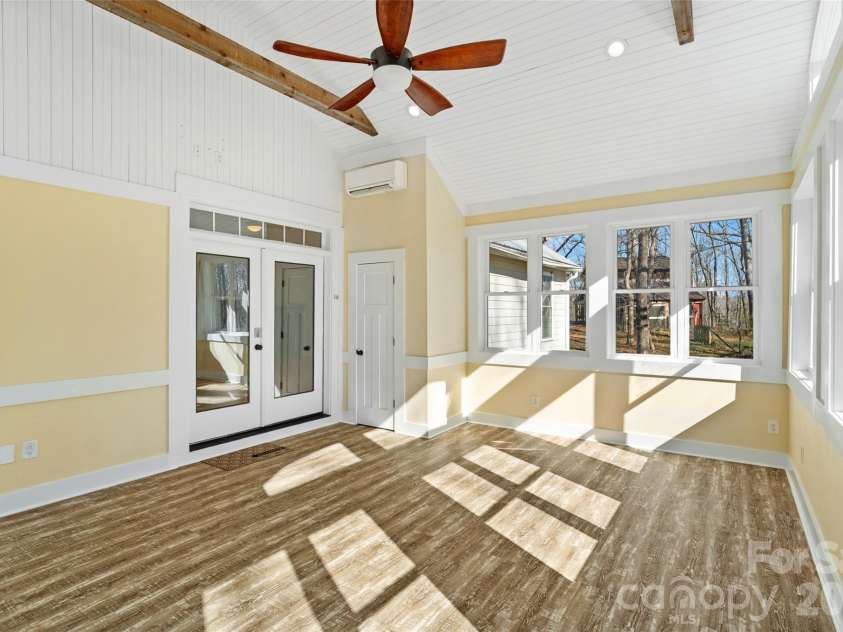 2370 Killian Road, Edgemoor, SC 29712.  MLS# CAR4341782, YatesRealty ID 3098. 