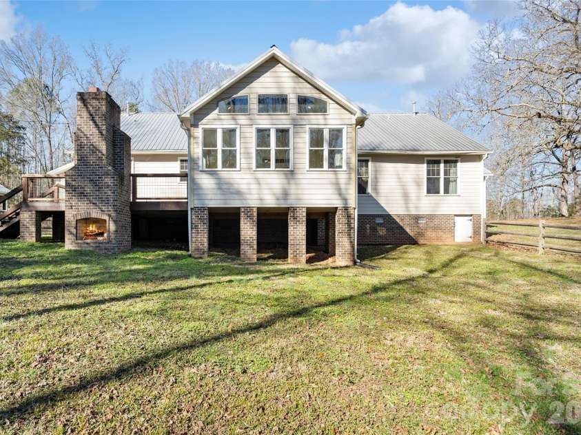 2370 Killian Road, Edgemoor, SC 29712.  MLS# CAR4341782, YatesRealty ID 3098. 