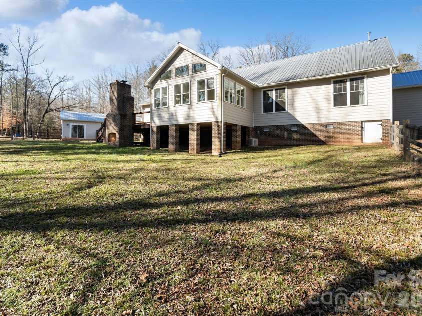 2370 Killian Road, Edgemoor, SC 29712.  MLS# CAR4341782, YatesRealty ID 3098. 