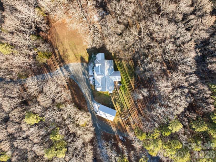 2370 Killian Road, Edgemoor, SC 29712.  MLS# CAR4341782, YatesRealty ID 3098. 