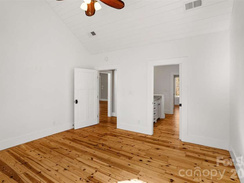 2370 Killian Road, Edgemoor, SC 29712.  MLS# CAR4341782, YatesRealty ID 3098. Primary Bedroom