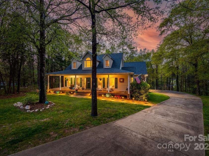 2095 Westridge Drive, Rock Hill, SC 29732.  MLS# CAR4241811, YatesRealty ID 30980. 