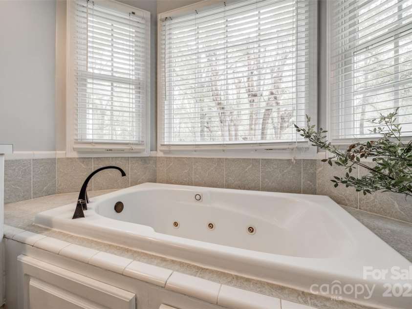 2095 Westridge Drive, Rock Hill, SC 29732.  MLS# CAR4241811, YatesRealty ID 30980. 