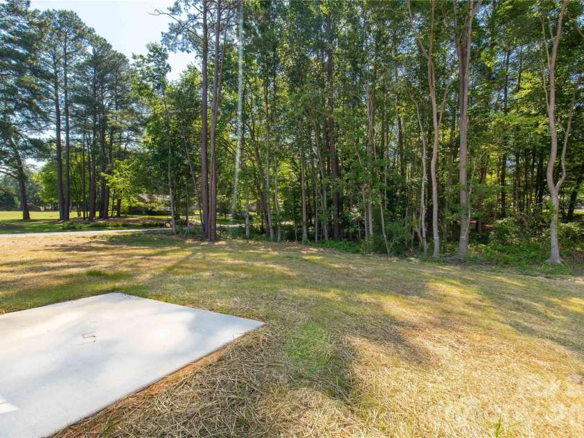 2489 Pineview Drive, Lancaster, SC 29720.  MLS# CAR4392390, YatesRealty ID 30980. 