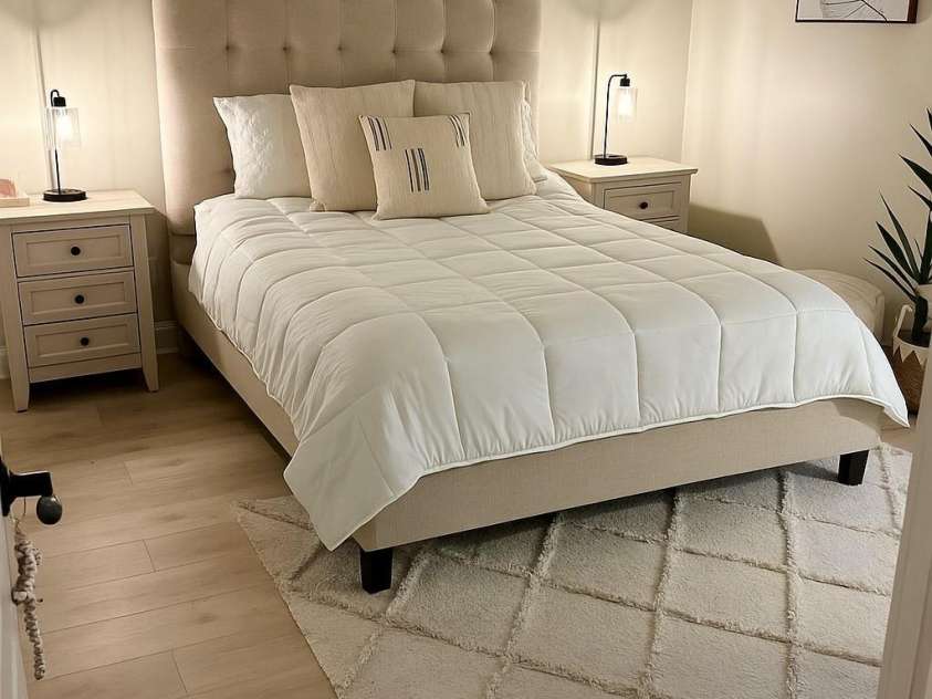 2536 Stradbrook Drive, Charlotte, NC 28210.  MLS# CAR4289091, YatesRealty ID 30981. Primary Bedroom