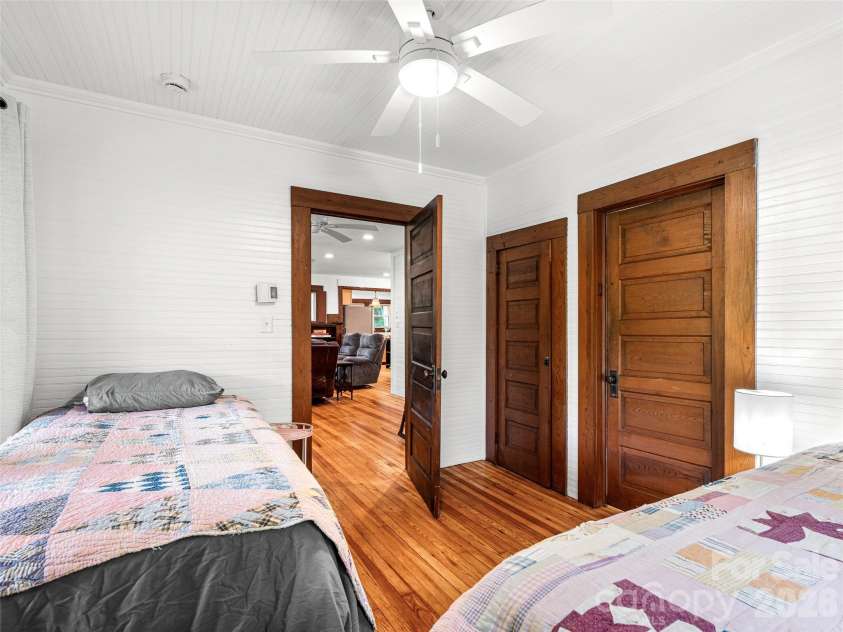 206 Chestnut Hill Road, Gerton, NC 28735.  MLS# CAR4387825, YatesRealty ID 30982. 