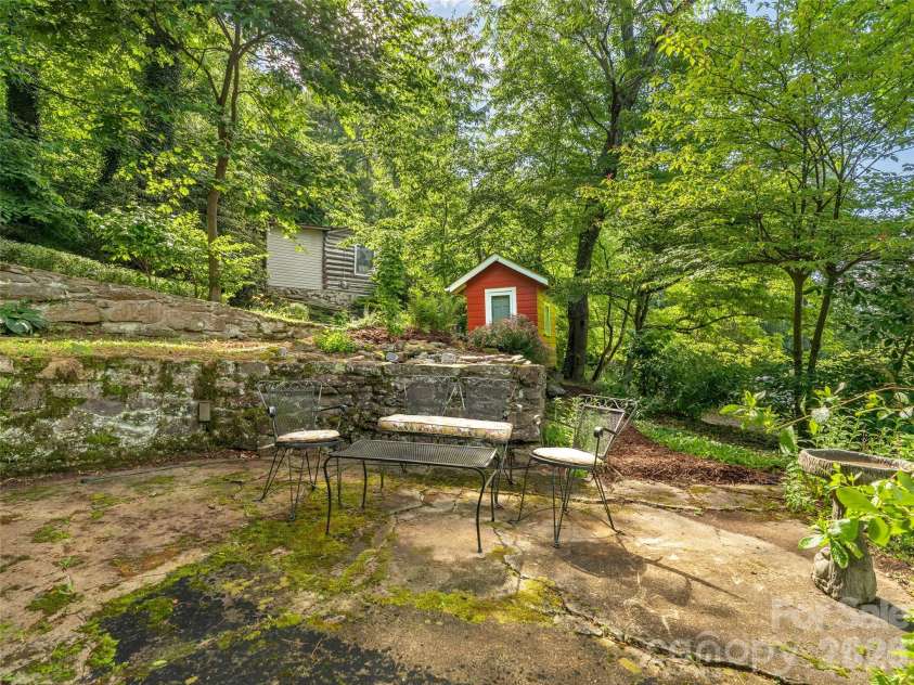 206 Chestnut Hill Road, Gerton, NC 28735.  MLS# CAR4387825, YatesRealty ID 30982. 
