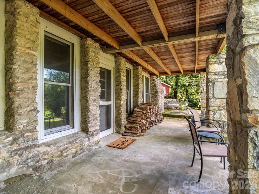 206 Chestnut Hill Road, Gerton, NC 28735.  MLS# CAR4387825, YatesRealty ID 30982. 