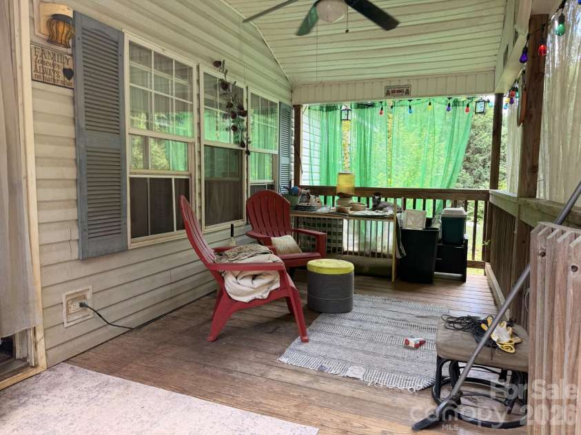 115 Stampede Drive, Statesville, NC 28625.  MLS# CAR4389614, YatesRealty ID 30983. 