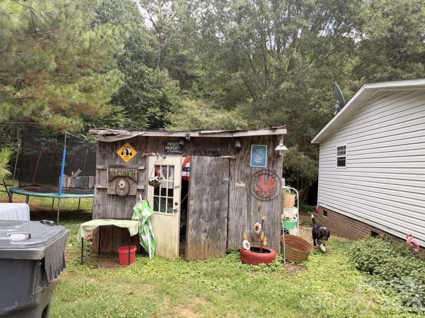 115 Stampede Drive, Statesville, NC 28625.  MLS# CAR4389614, YatesRealty ID 30983. 