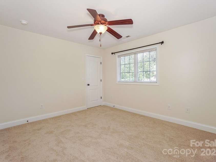 19421 Beaufain Street, Cornelius, NC 28031.  MLS# CAR4279057, YatesRealty ID 30983. 