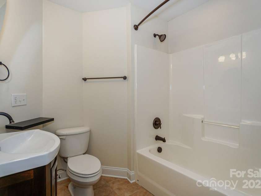 19421 Beaufain Street, Cornelius, NC 28031.  MLS# CAR4279057, YatesRealty ID 30983. 