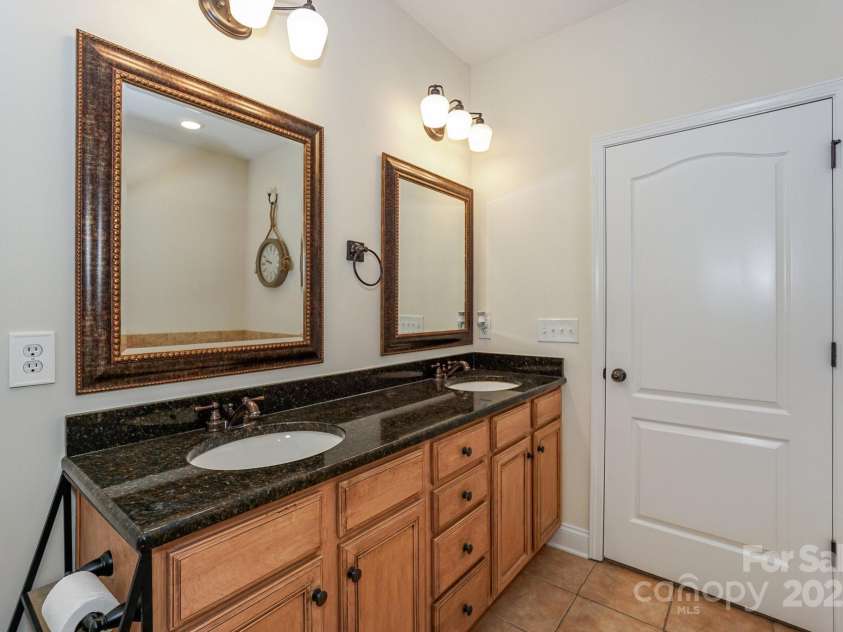 19421 Beaufain Street, Cornelius, NC 28031.  MLS# CAR4279057, YatesRealty ID 30983. 