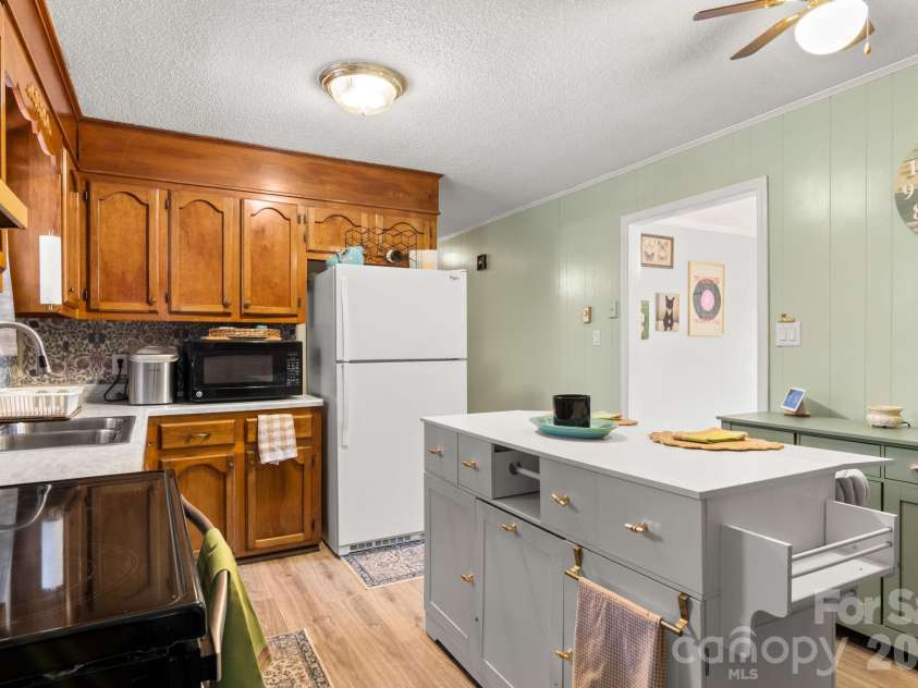 317 Willow Street, Stanley, NC 28164.  MLS# CAR4381816, YatesRealty ID 30984. 