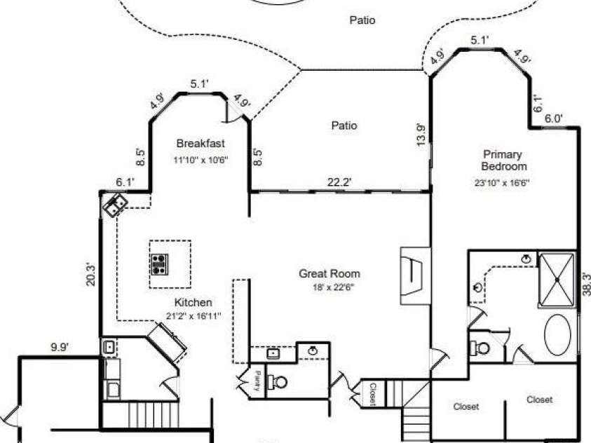 18600 River Falls Drive, Davidson, NC 28036.  MLS# CAR4231533, YatesRealty ID 30985. First Floor - Main Level Living