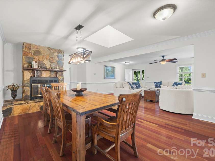 3101 Mckee Road, Charlotte, NC 28270.  MLS# CAR4389942, YatesRealty ID 30986. 