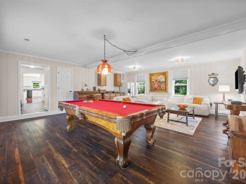 3101 Mckee Road, Charlotte, NC 28270.  MLS# CAR4389942, YatesRealty ID 30986. 
