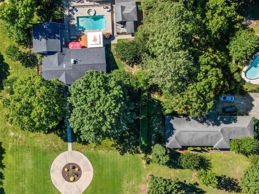 3101 Mckee Road, Charlotte, NC 28270.  MLS# CAR4389942, YatesRealty ID 30986. 