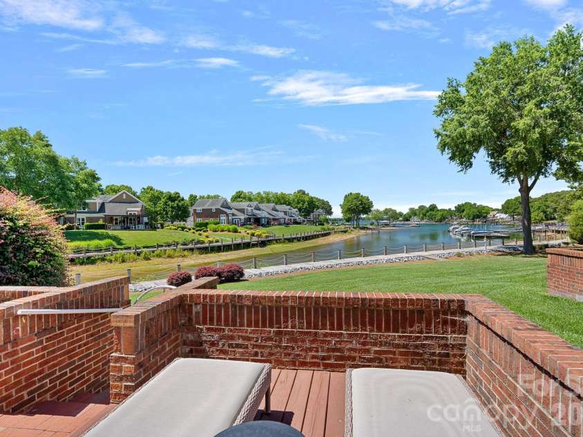 18609 Harborside Drive, Cornelius, NC 28031.  MLS# CAR4383156, YatesRealty ID 30987. Vacation vibes!