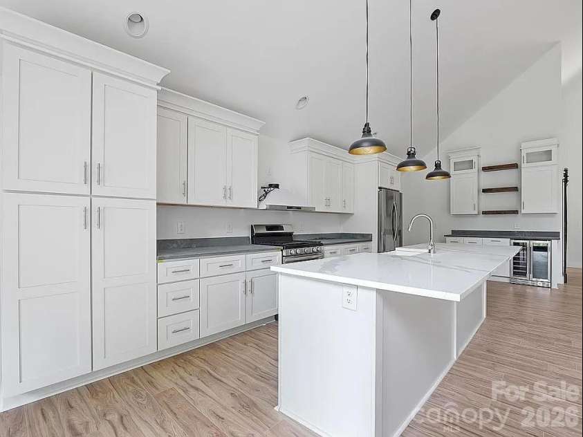 384 Cascada Vista Drive, Chimney Rock, NC 28720.  MLS# CAR4341882, YatesRealty ID 3099. 