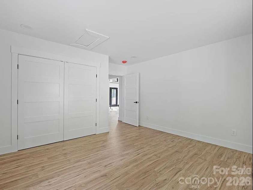 384 Cascada Vista Drive, Chimney Rock, NC 28720.  MLS# CAR4341882, YatesRealty ID 3099. 