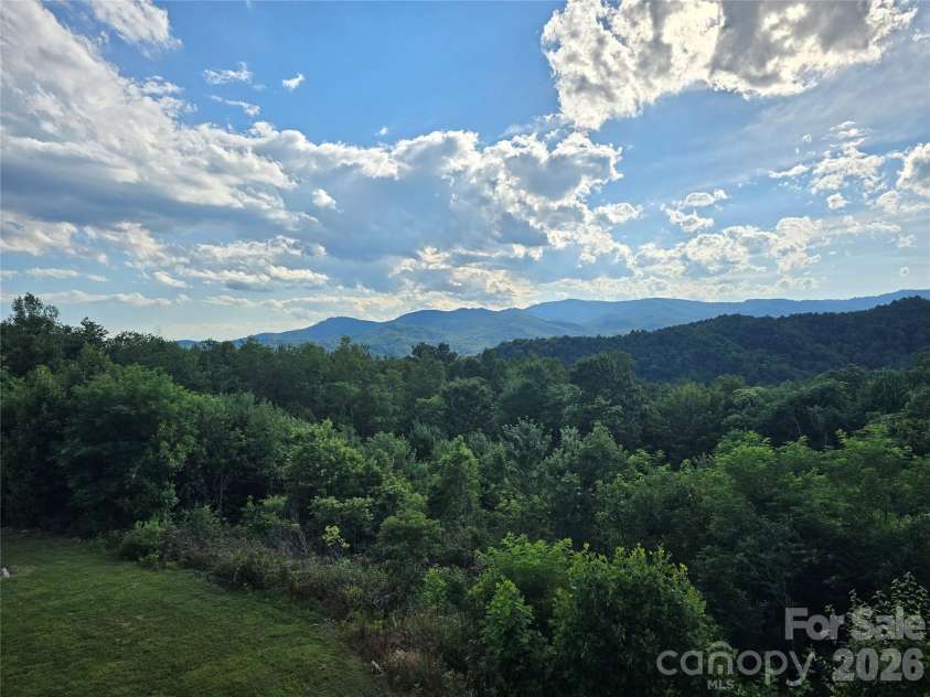 822 Windy Mountain Road, Deep Gap, NC 28618.  MLS# CAR4373074, YatesRealty ID 30990. 