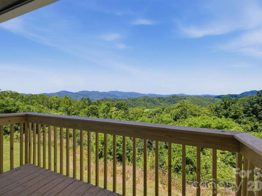 822 Windy Mountain Road, Deep Gap, NC 28618.  MLS# CAR4373074, YatesRealty ID 30990. 