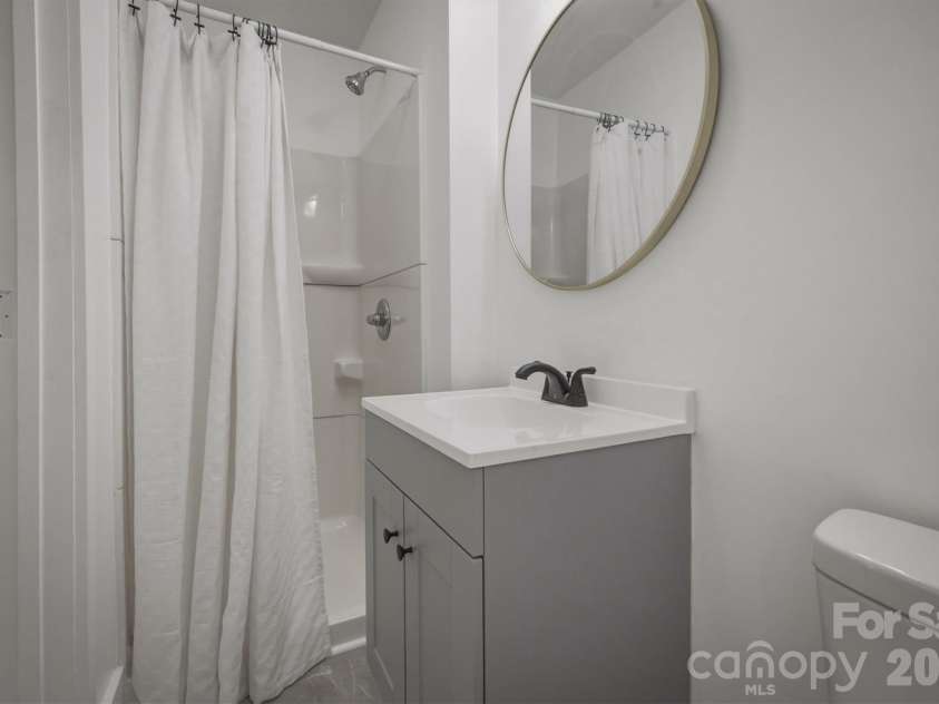 822 Windy Mountain Road, Deep Gap, NC 28618.  MLS# CAR4373074, YatesRealty ID 30990. 