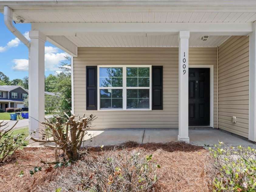 1009 Cedar Village Trail, Salisbury, NC 28147.  MLS# CAR4394094, YatesRealty ID 30991. 