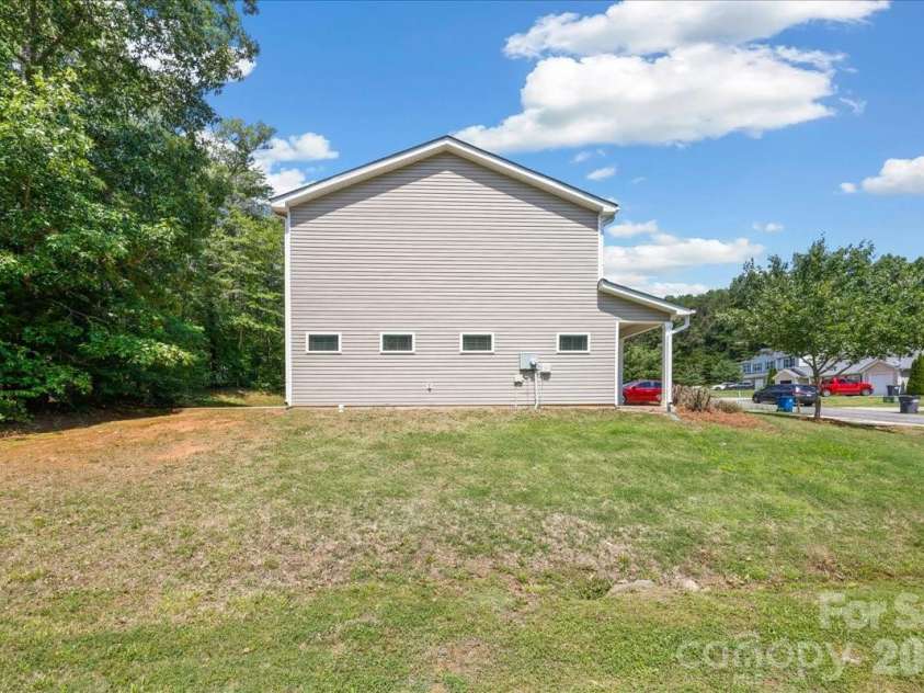 1009 Cedar Village Trail, Salisbury, NC 28147.  MLS# CAR4394094, YatesRealty ID 30991. 