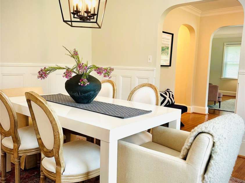 4643 Addison Drive, Charlotte, NC 28211.  MLS# CAR4287525, YatesRealty ID 30992. 