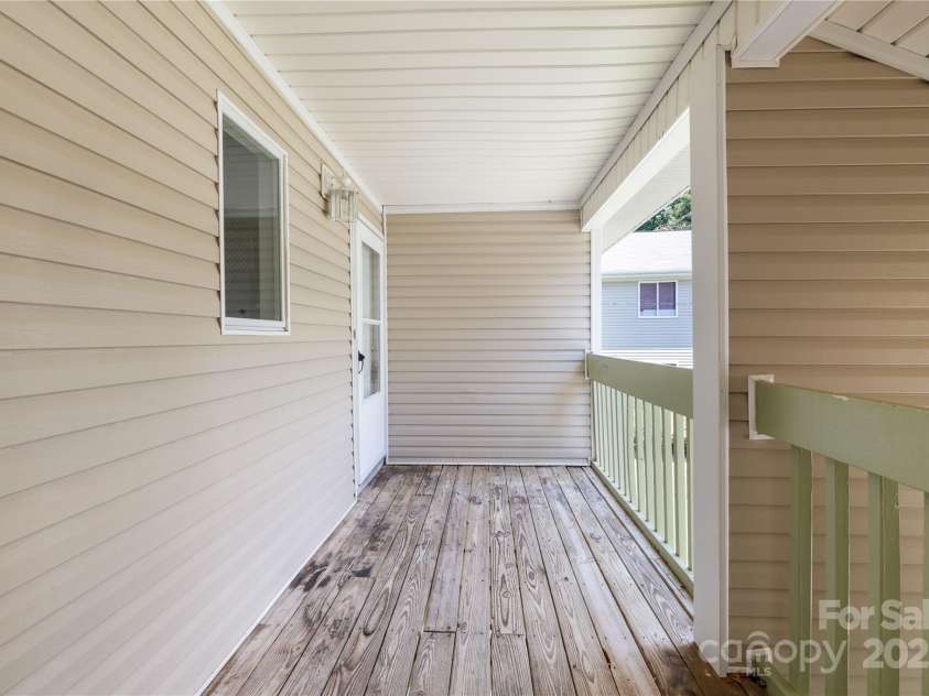 1596 Eagles Place, Rock Hill, SC 29732.  MLS# CAR4289892, YatesRealty ID 30994. 