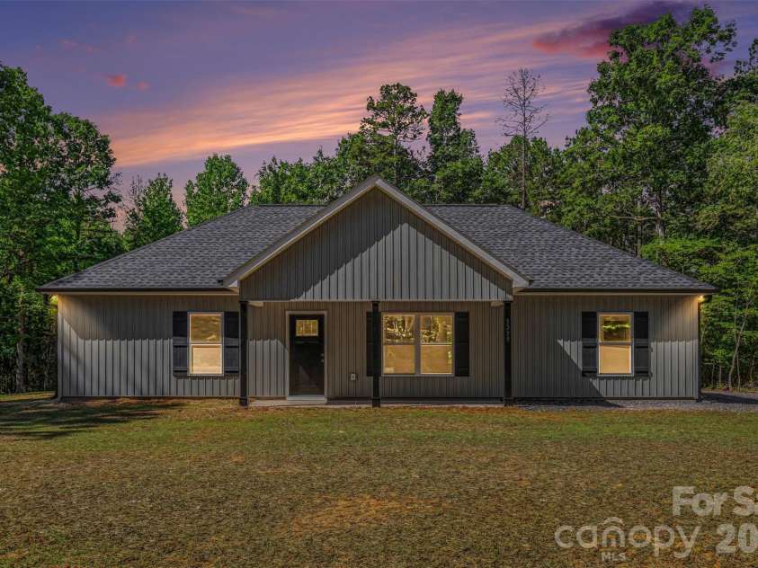 3299 Old Seine Road, Smyrna, SC 29743.  MLS# CAR4393937, YatesRealty ID 30994. 