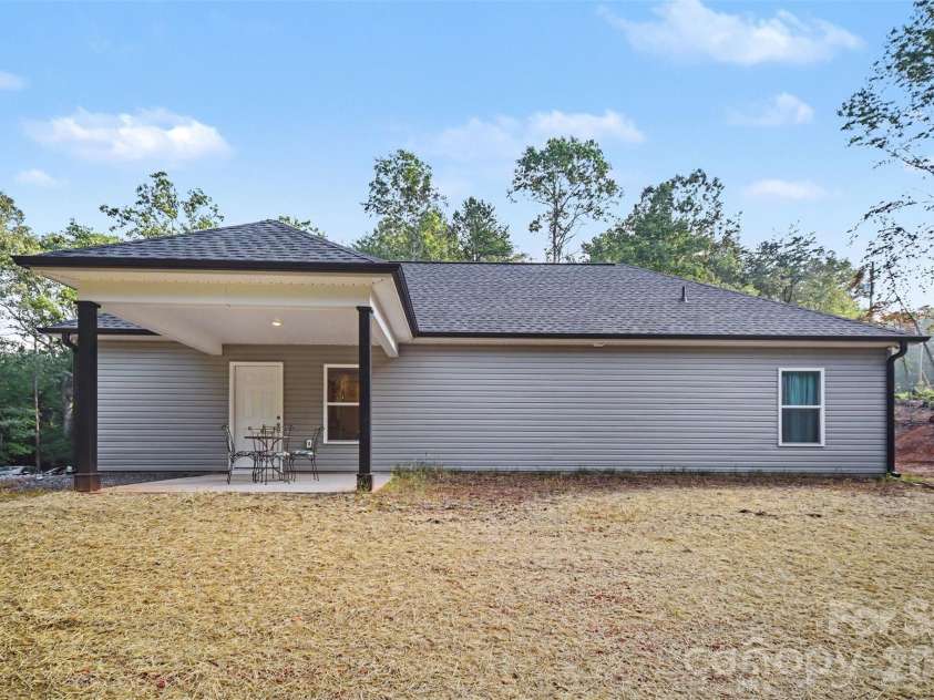 3299 Old Seine Road, Smyrna, SC 29743.  MLS# CAR4393937, YatesRealty ID 30994. 