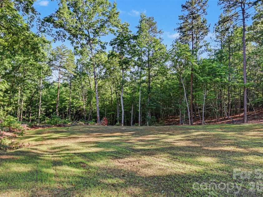 160 Parris Road, Blacksburg, SC 29702.  MLS# CAR4393946, YatesRealty ID 30995. 