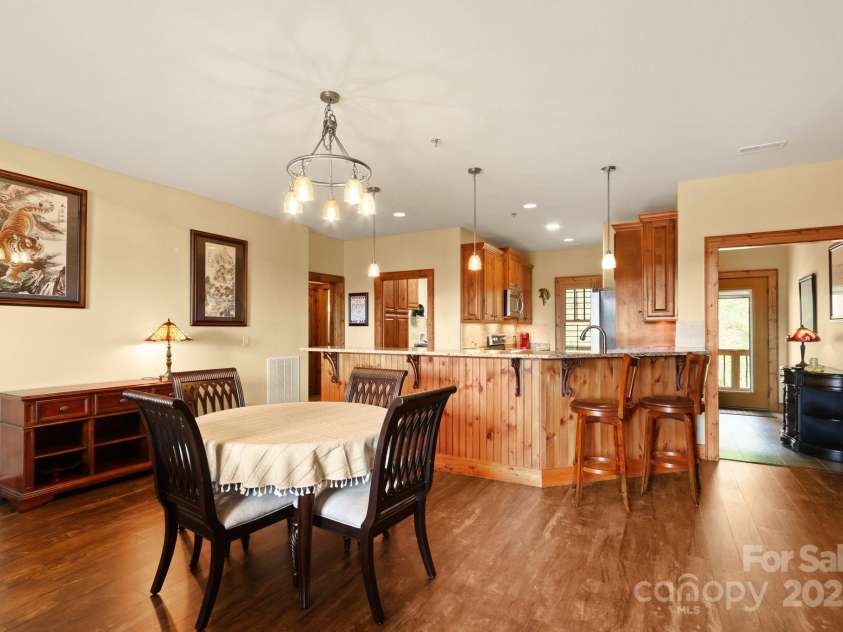 552 Penny Lane, Banner Elk, NC 28604.  MLS# CAR4290403, YatesRealty ID 30997. Dining area and kitchen area
