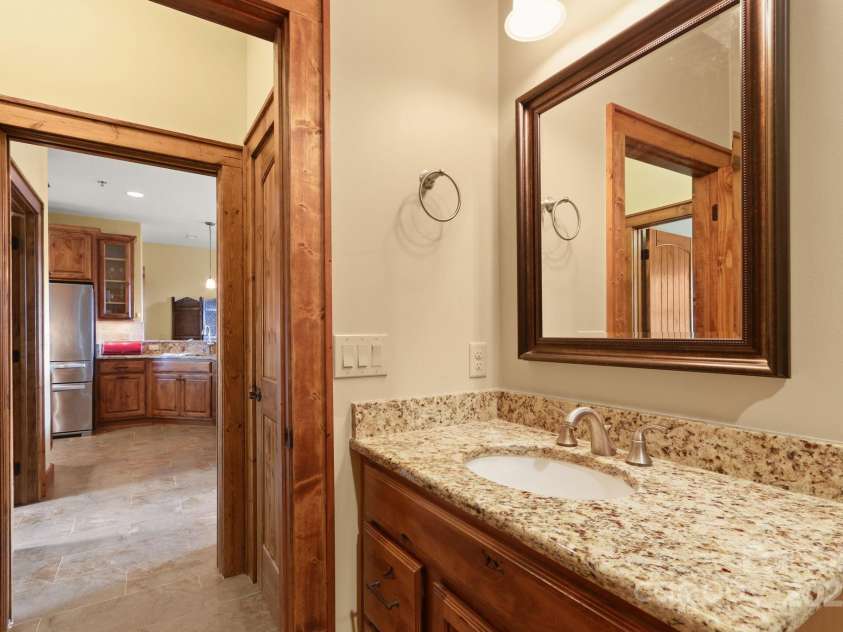 552 Penny Lane, Banner Elk, NC 28604.  MLS# CAR4290403, YatesRealty ID 30997. Guest bathroom