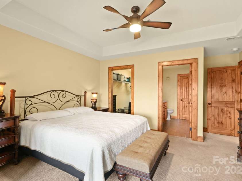 552 Penny Lane, Banner Elk, NC 28604.  MLS# CAR4290403, YatesRealty ID 30997. Guest bedroom upstairs