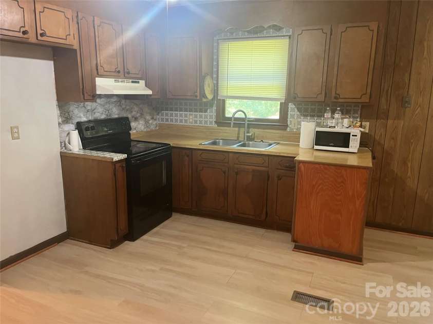 2919 Shell Avenue, Valdese, NC 28690.  MLS# CAR4393523, YatesRealty ID 30999. 