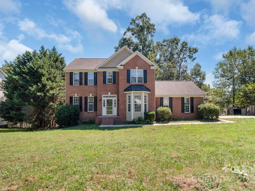 4227 Kiser Wood Drive, Concord, NC 28025.  MLS# CAR4296888, YatesRealty ID 31. 