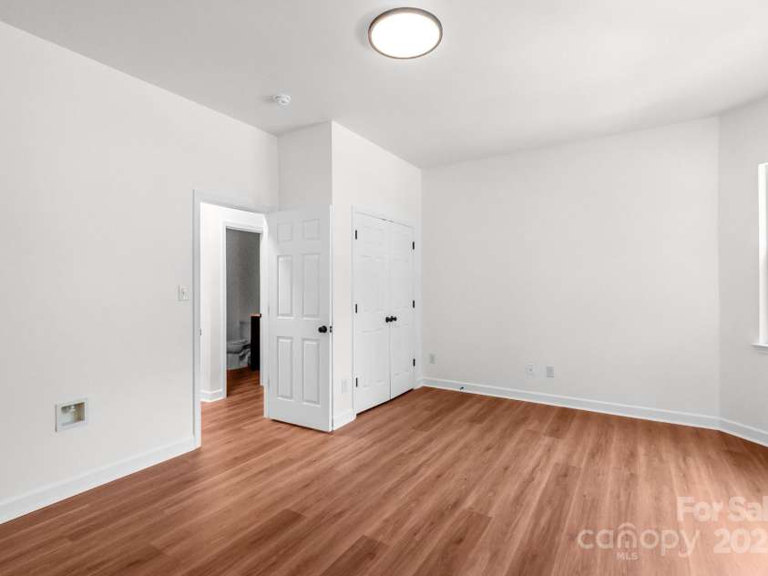 4227 Kiser Wood Drive, Concord, NC 28025.  MLS# CAR4296888, YatesRealty ID 31. 