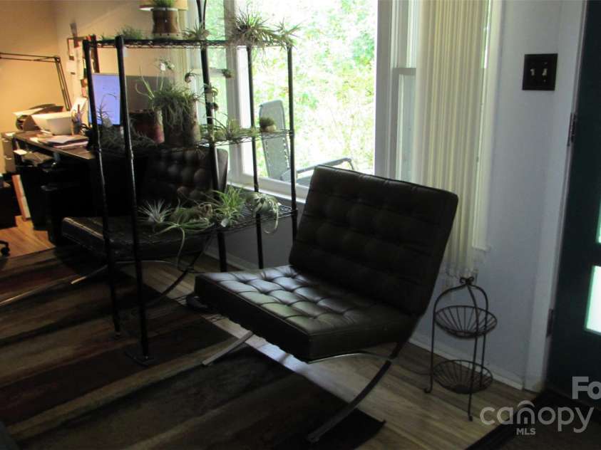 524 Clear Creek Road, Burnsville, NC 28714.  MLS# CAR4306870, YatesRealty ID 31. 