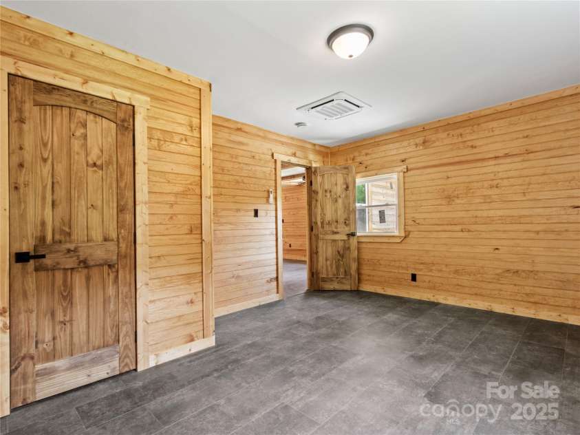 137 Red Maple Lane, Burnsville, NC 28714.  MLS# CAR4239902, YatesRealty ID 3100. Upper Bedroom #2