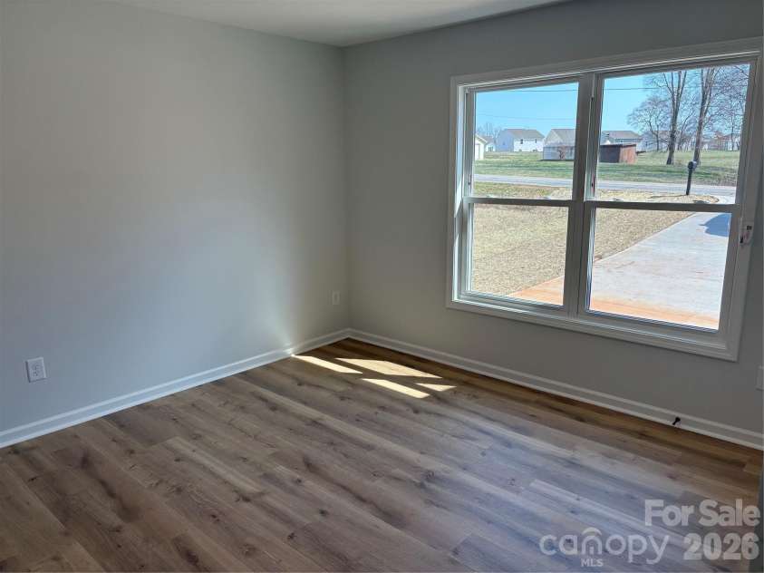 326 Greenbriar Road, Statesville, NC 28625.  MLS# CAR4352266, YatesRealty ID 3100. 